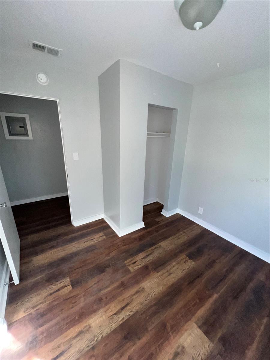 Image 5 of 11 For 323 Franklin Street