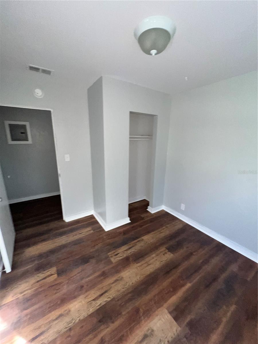 Image 7 of 11 For 323 Franklin Street