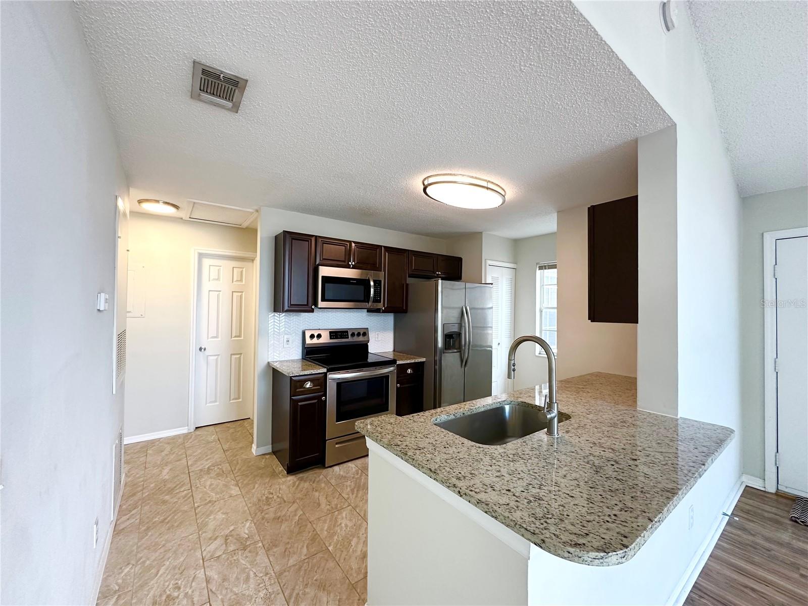 Image 3 of 37 For 654 Roaring Drive 228