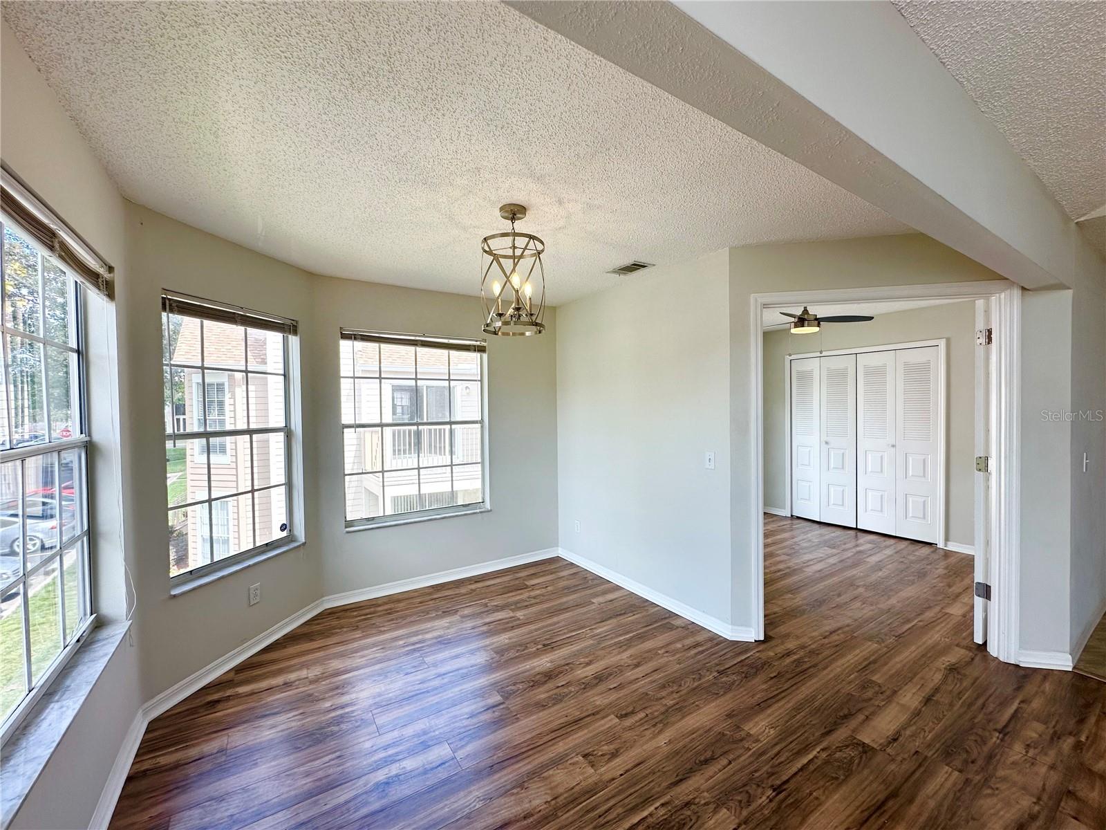 Image 7 of 37 For 654 Roaring Drive 228