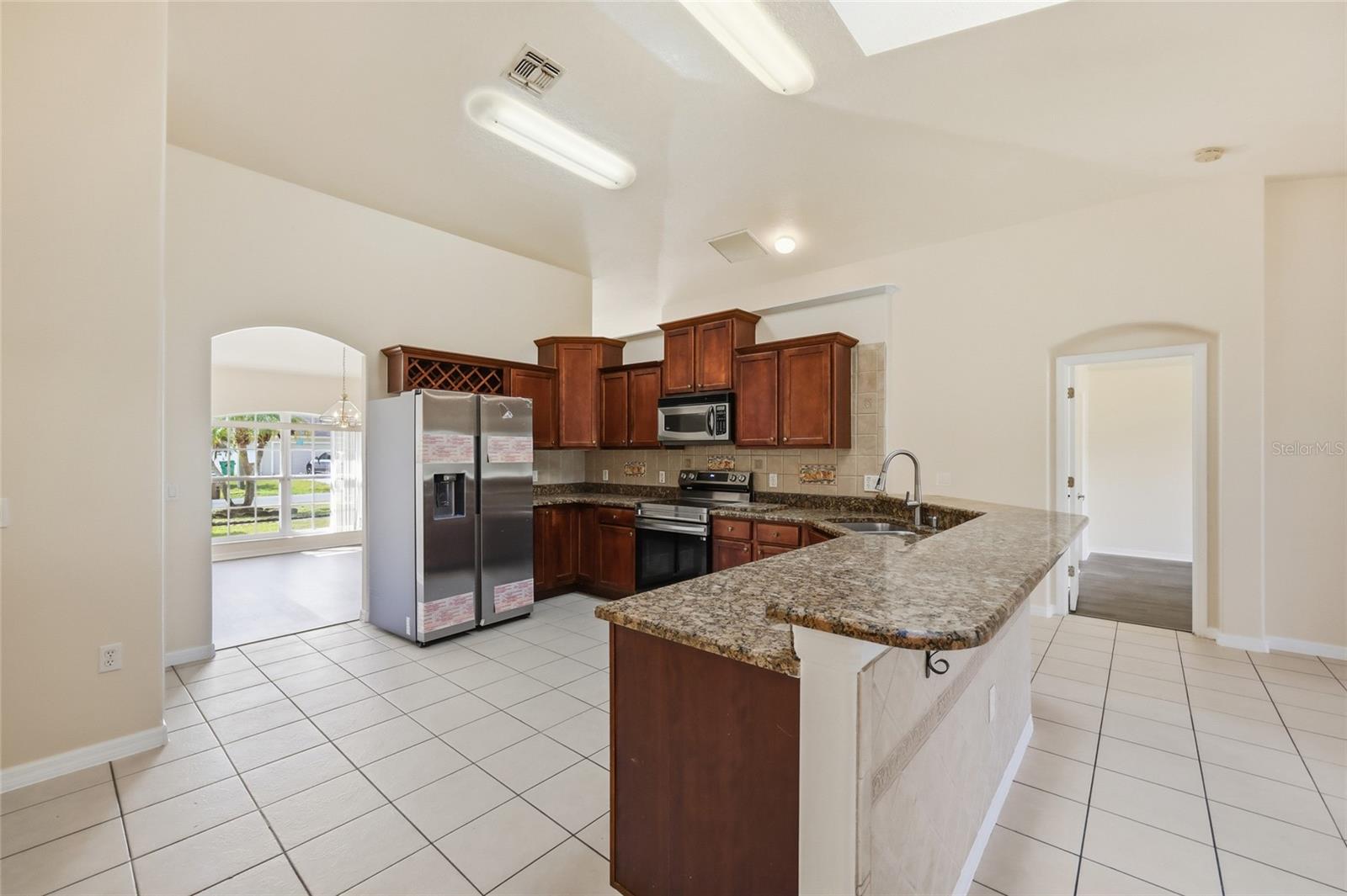 Image 13 of 40 For 917 Alsace Drive