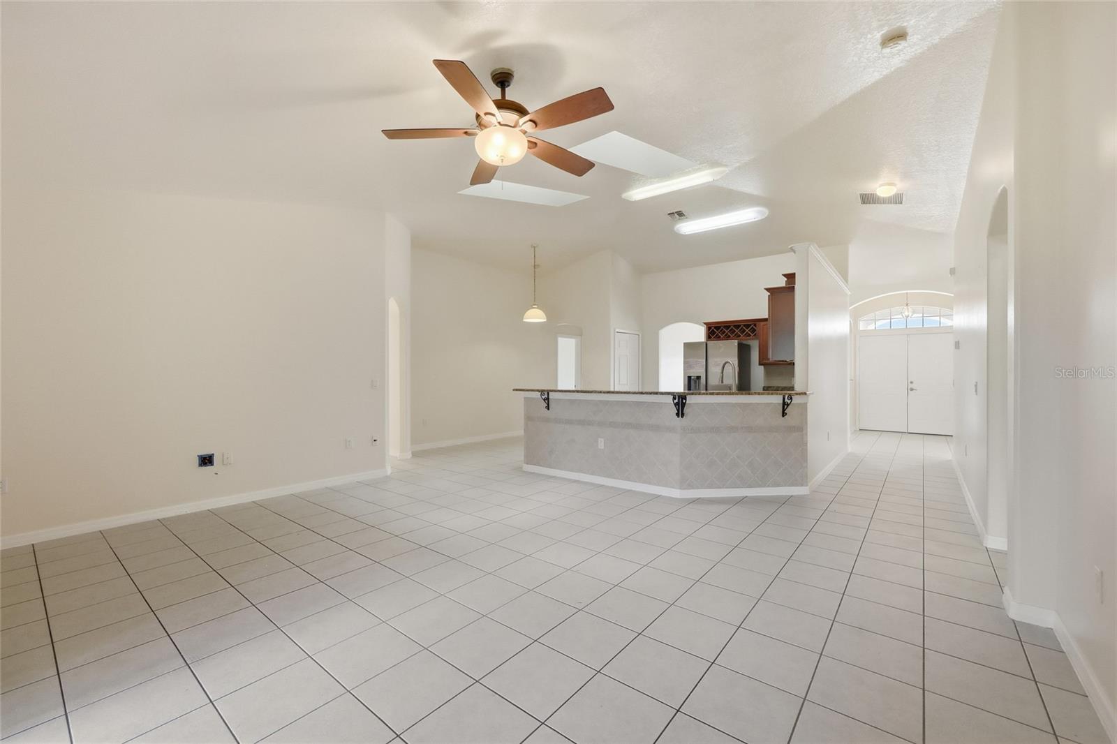 Image 17 of 40 For 917 Alsace Drive