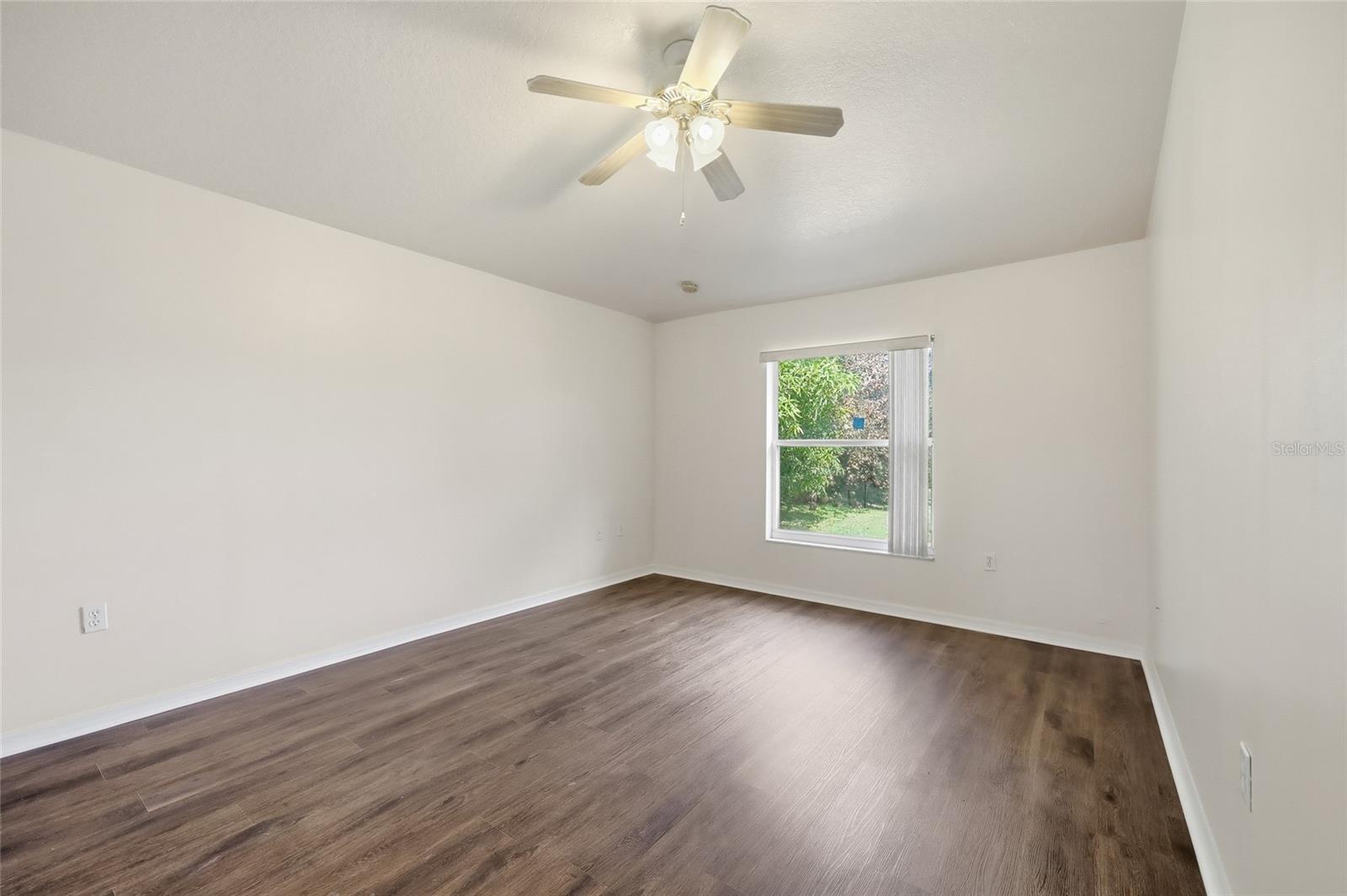 Image 19 of 40 For 917 Alsace Drive