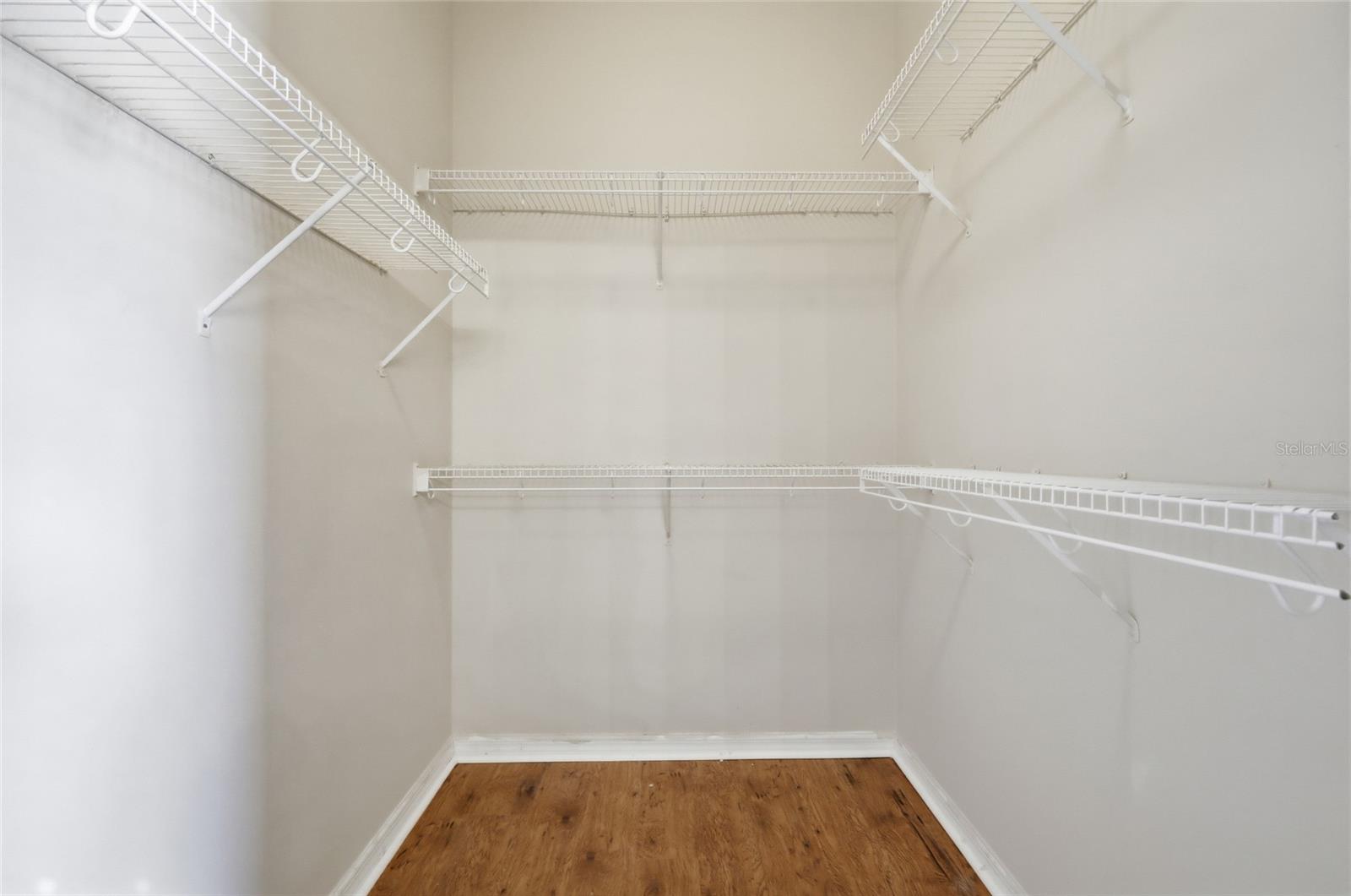 Image 21 of 40 For 917 Alsace Drive