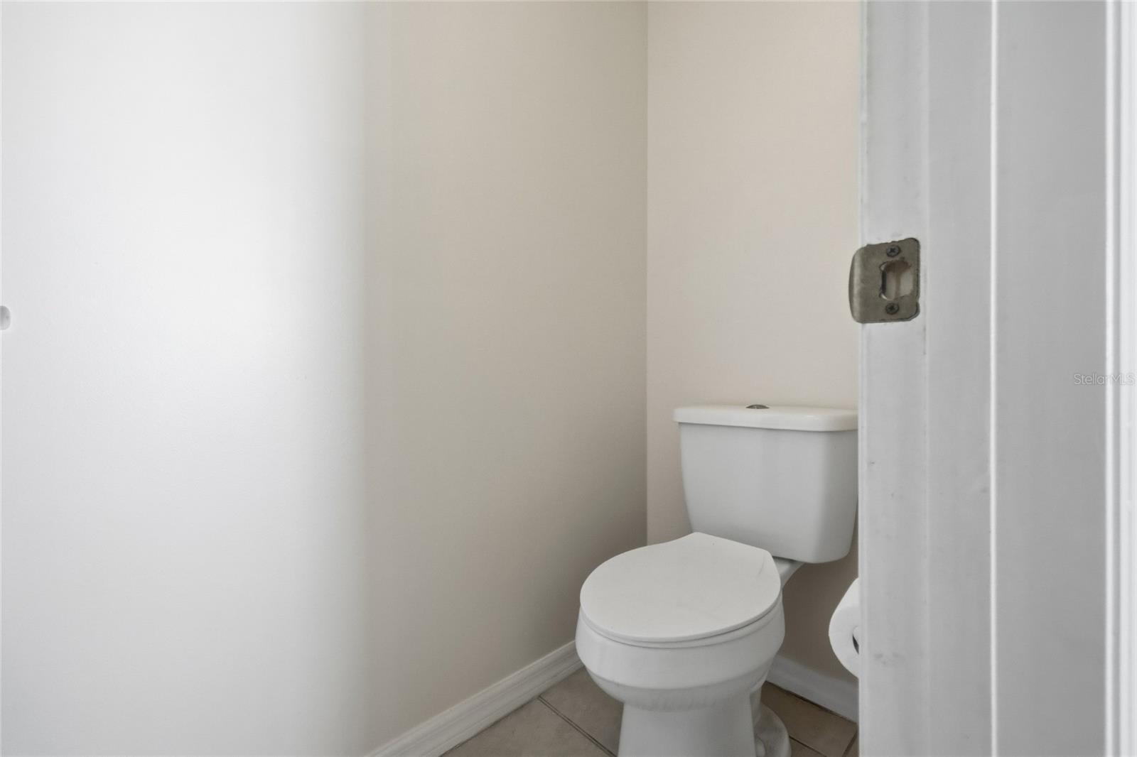 Image 25 of 40 For 917 Alsace Drive