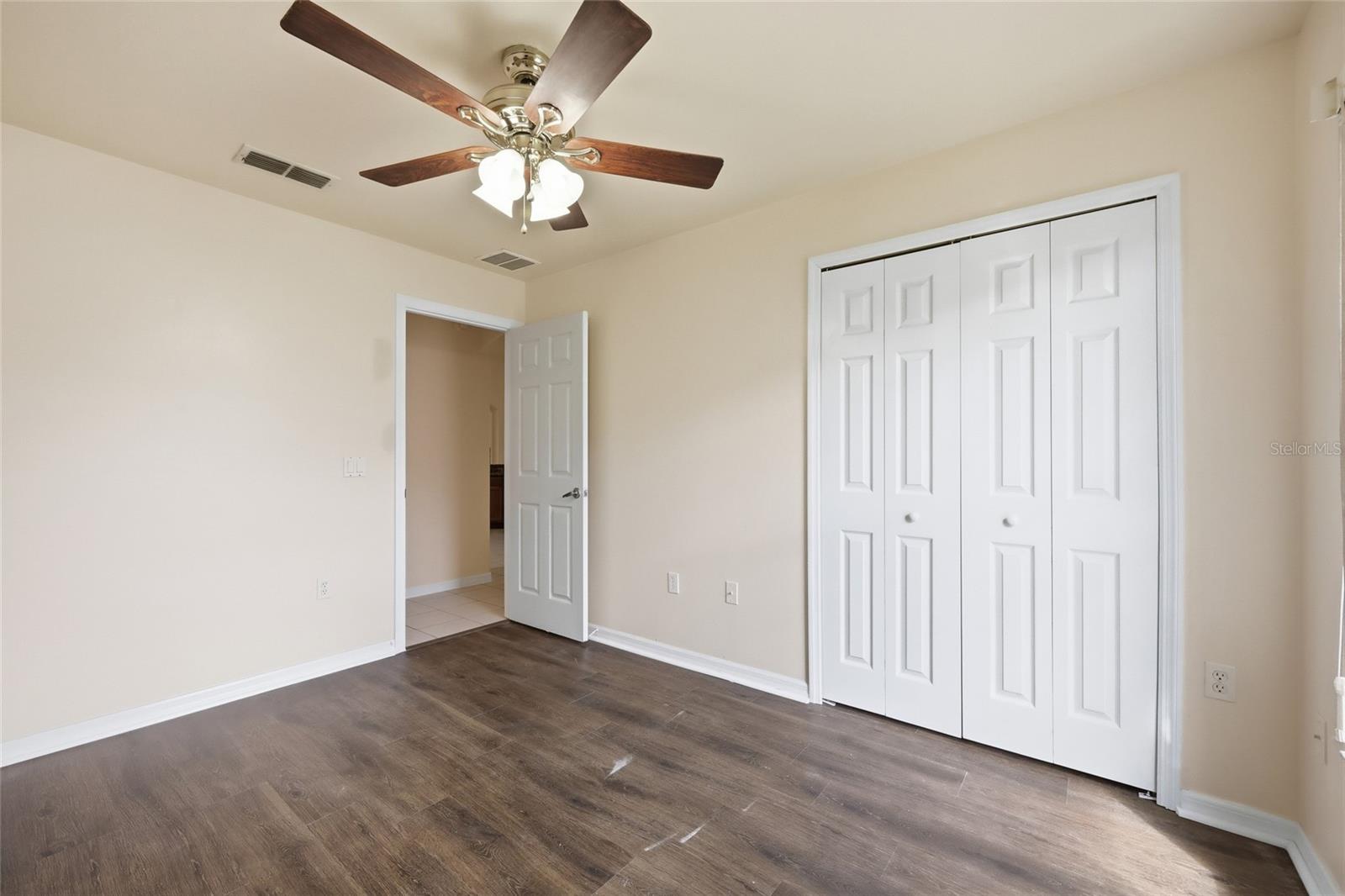 Image 33 of 40 For 917 Alsace Drive