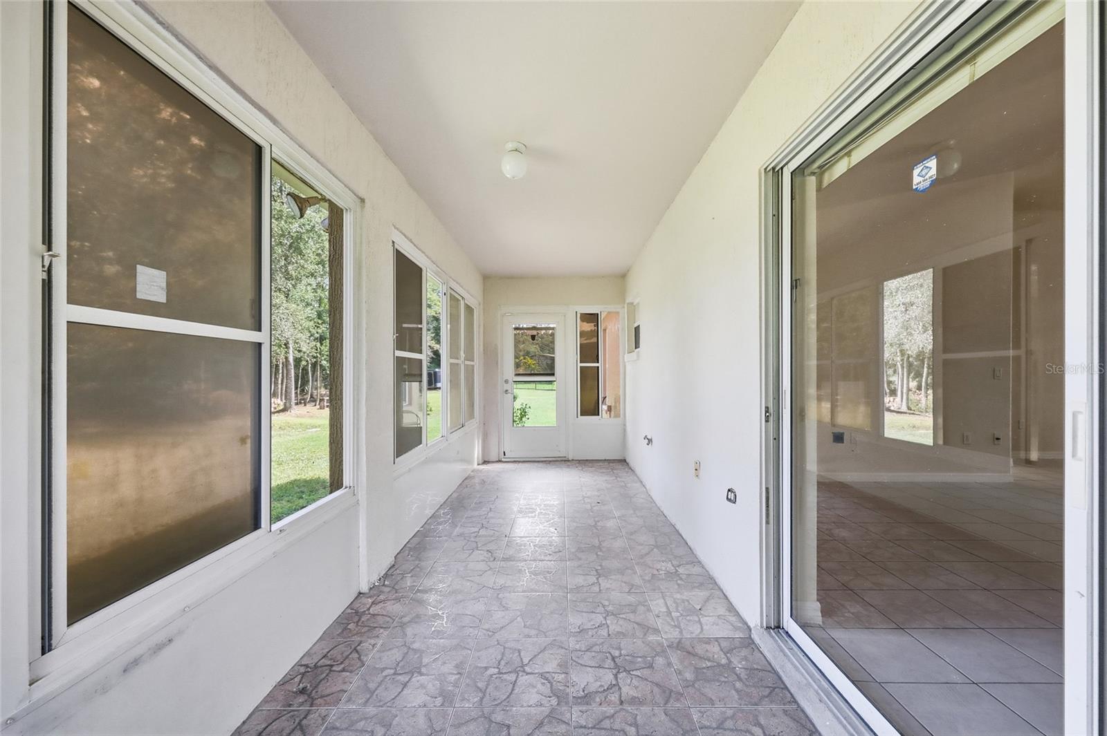 Image 35 of 40 For 917 Alsace Drive