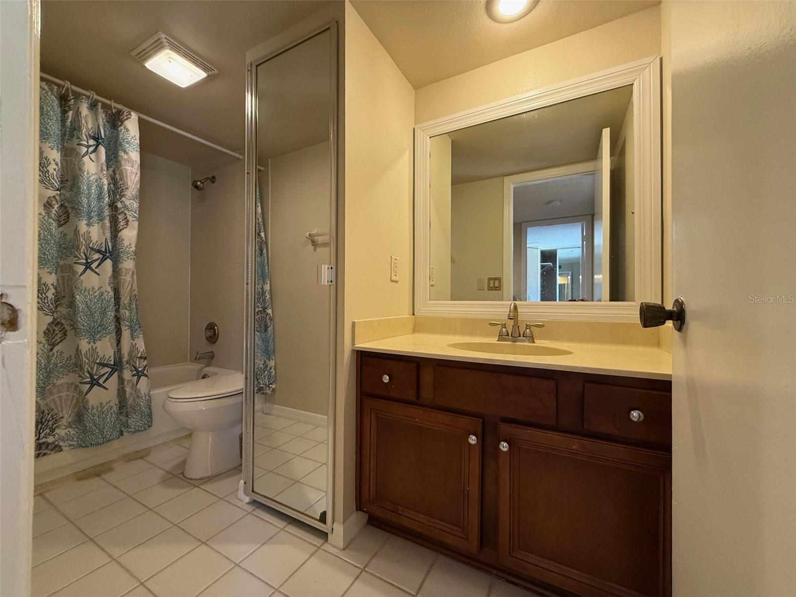 Image 14 of 15 For 5292 Brook Court 211