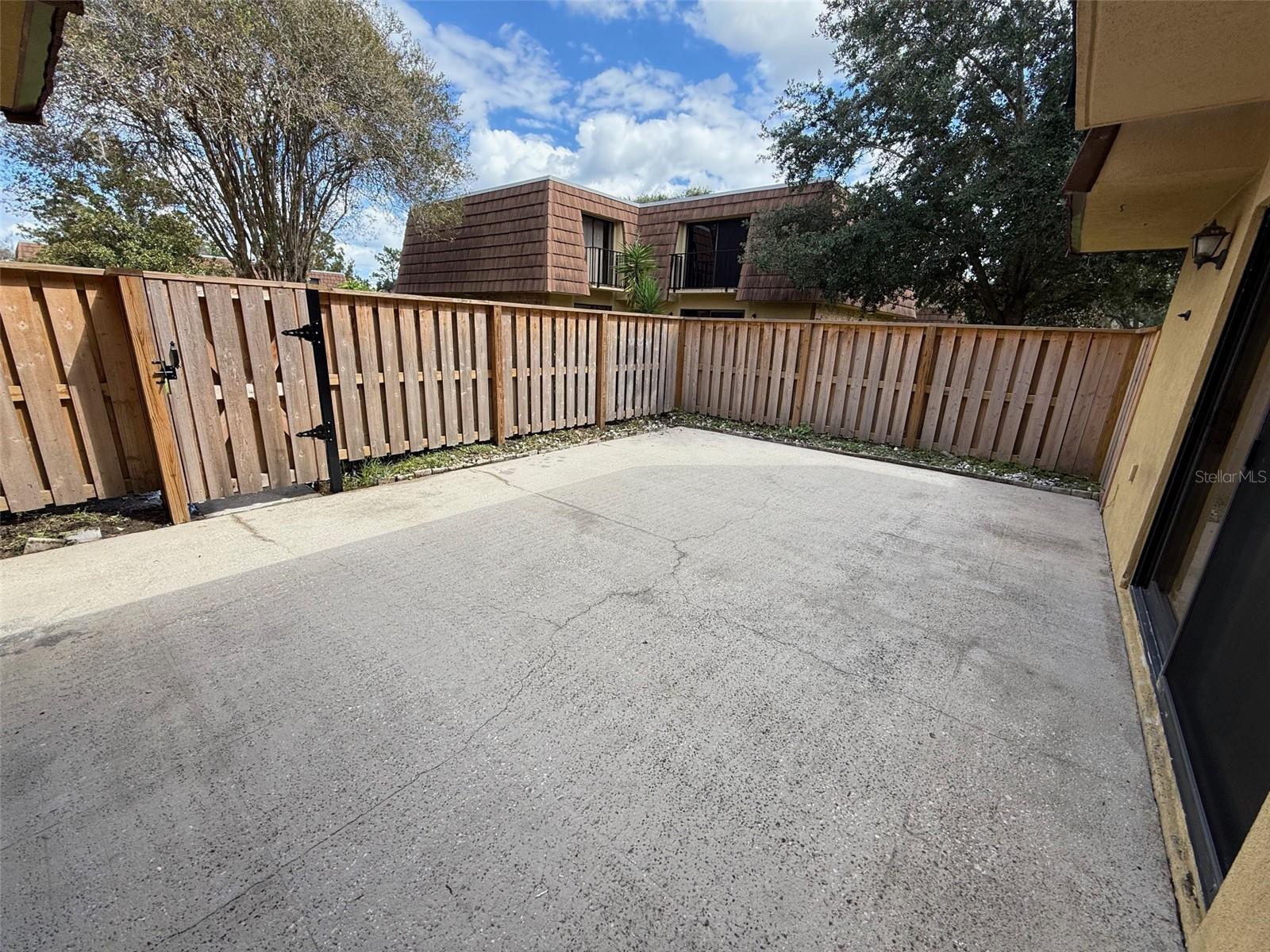 Image 3 of 15 For 5292 Brook Court 211