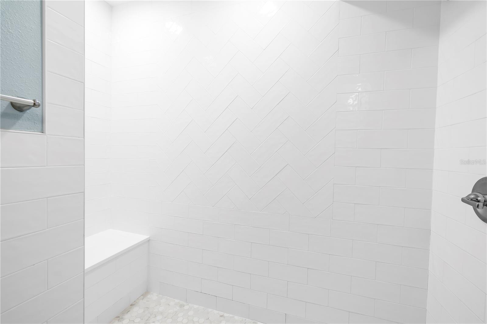 Image 25 of 32 For 8615 Bay Drive 2