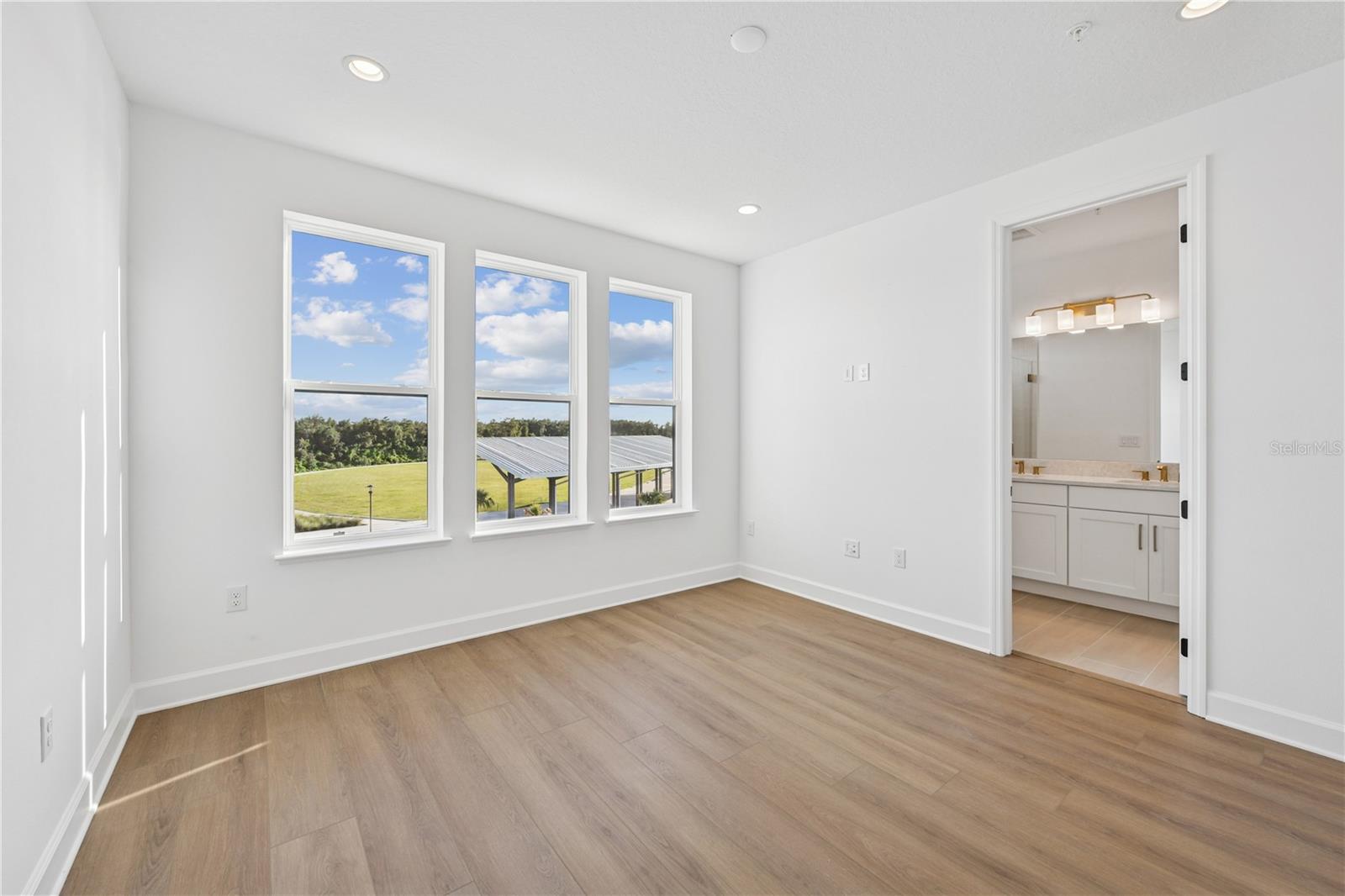 Image 10 of 29 For 2218 Brix Street