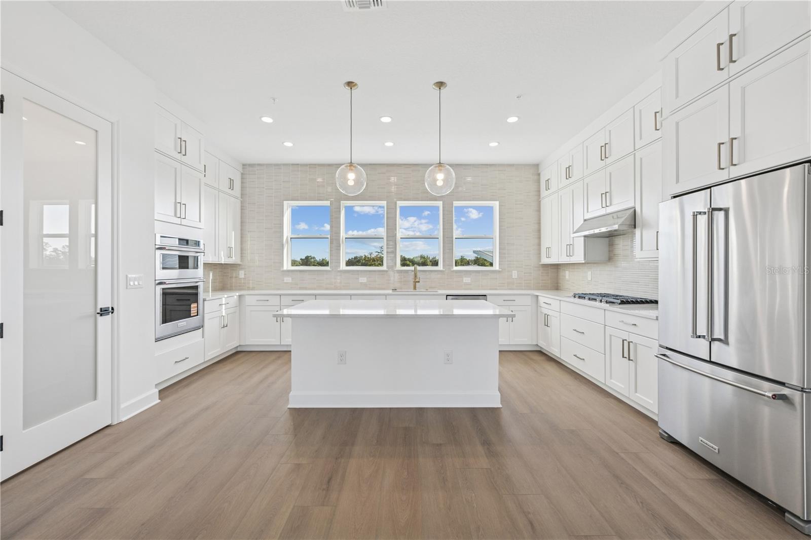 Image 5 of 29 For 2218 Brix Street