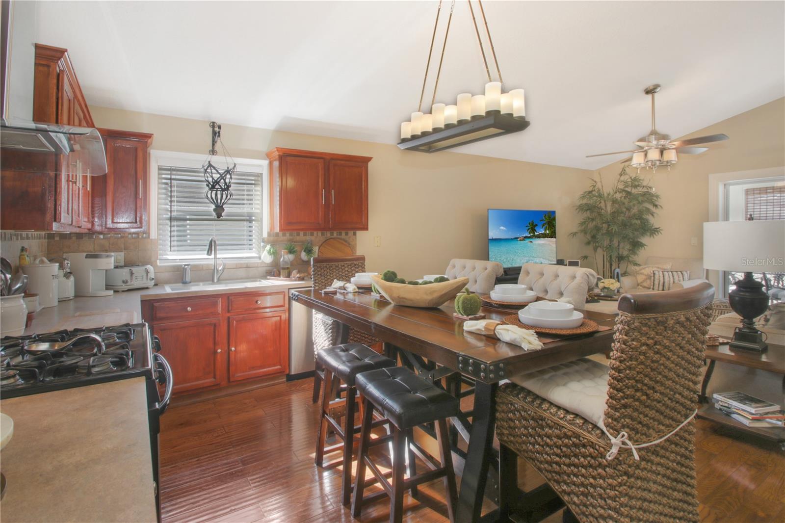 Image 10 of 29 For 2776 Falcon Crest Place