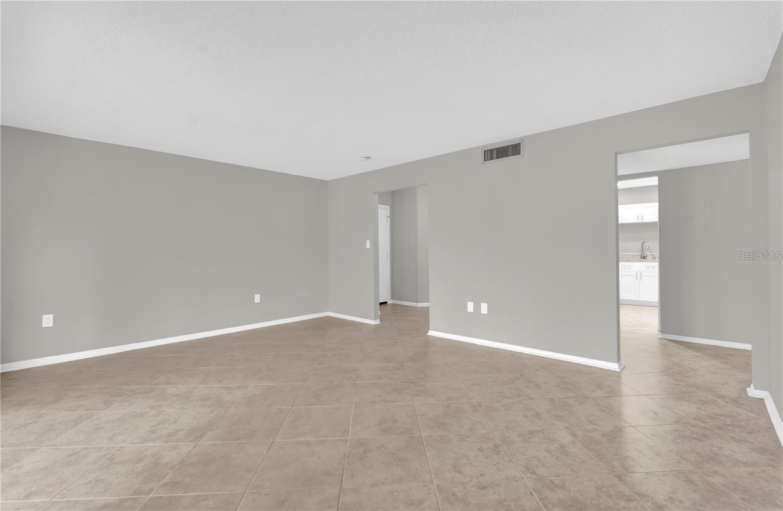 Image 17 of 25 For 514 Orange Drive 31