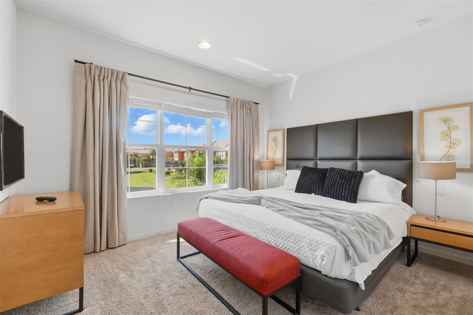 Image 22 of 53 For 2624 Bugatti Court