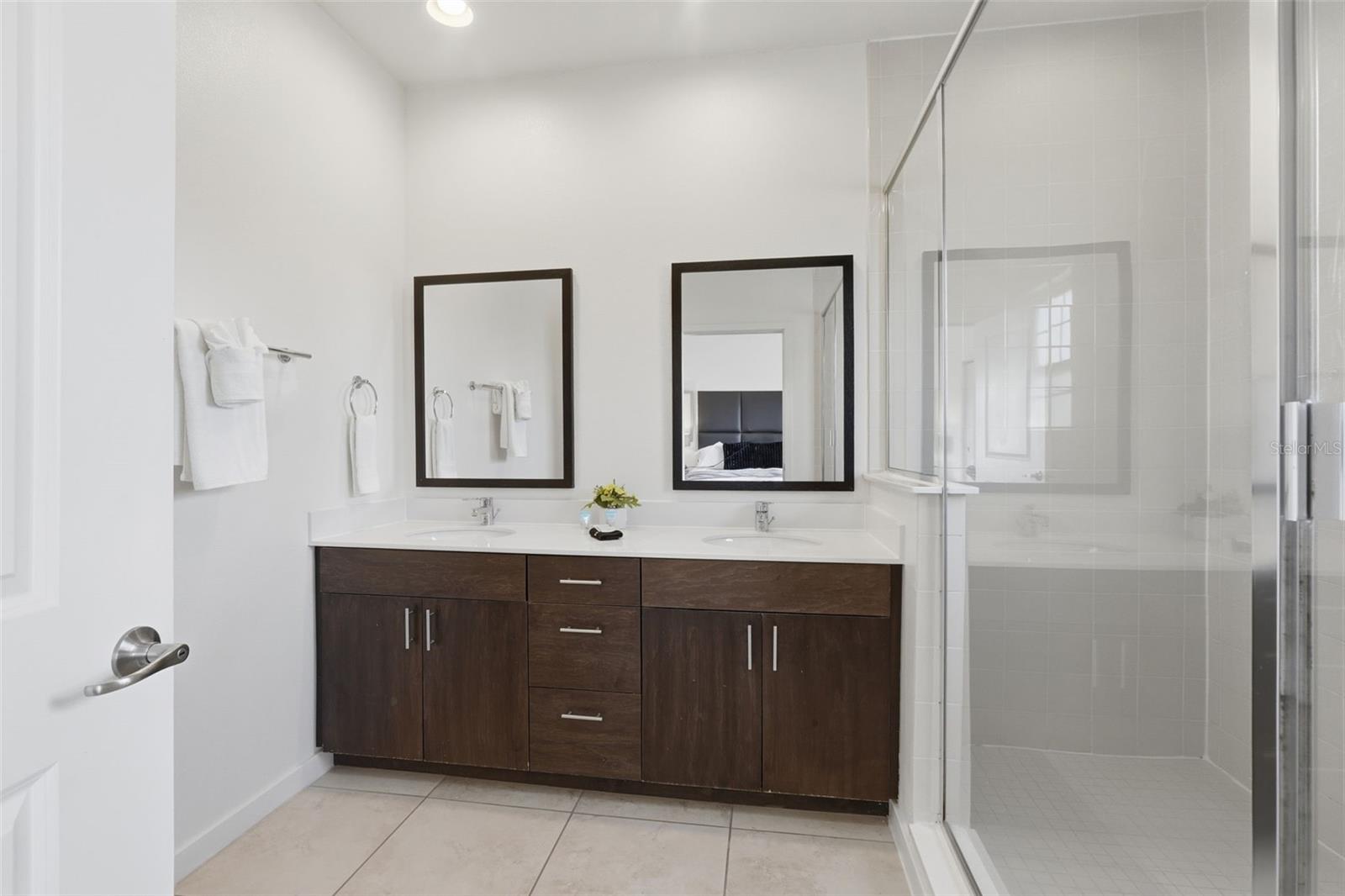 Image 24 of 53 For 2624 Bugatti Court