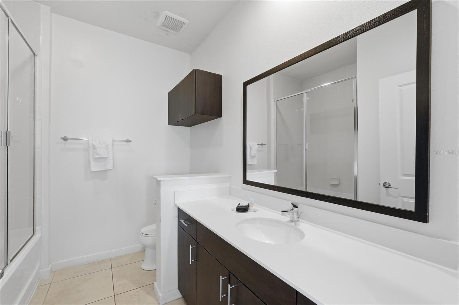 Image 27 of 53 For 2624 Bugatti Court