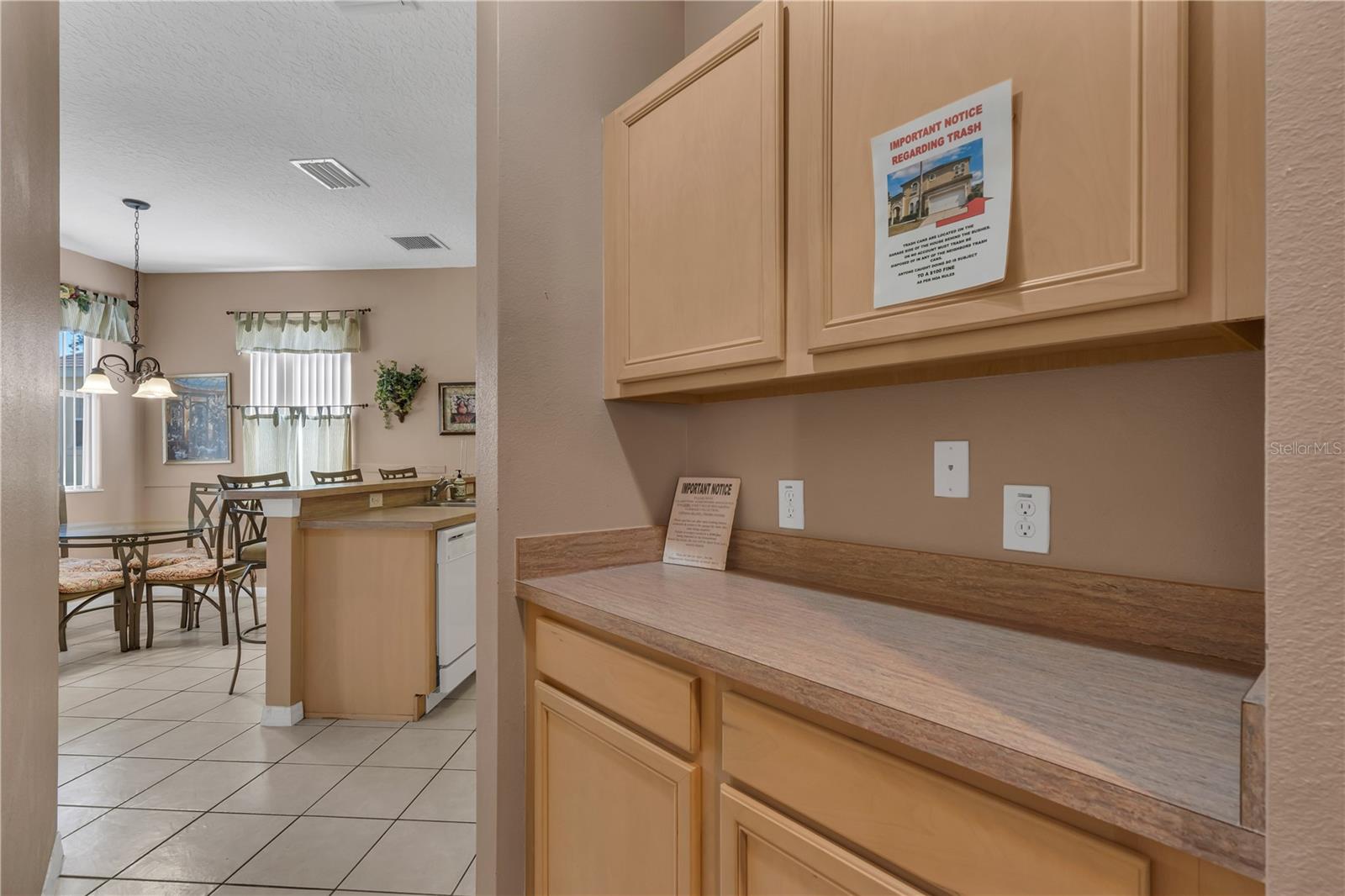 Image 13 of 61 For 708 Eola Way