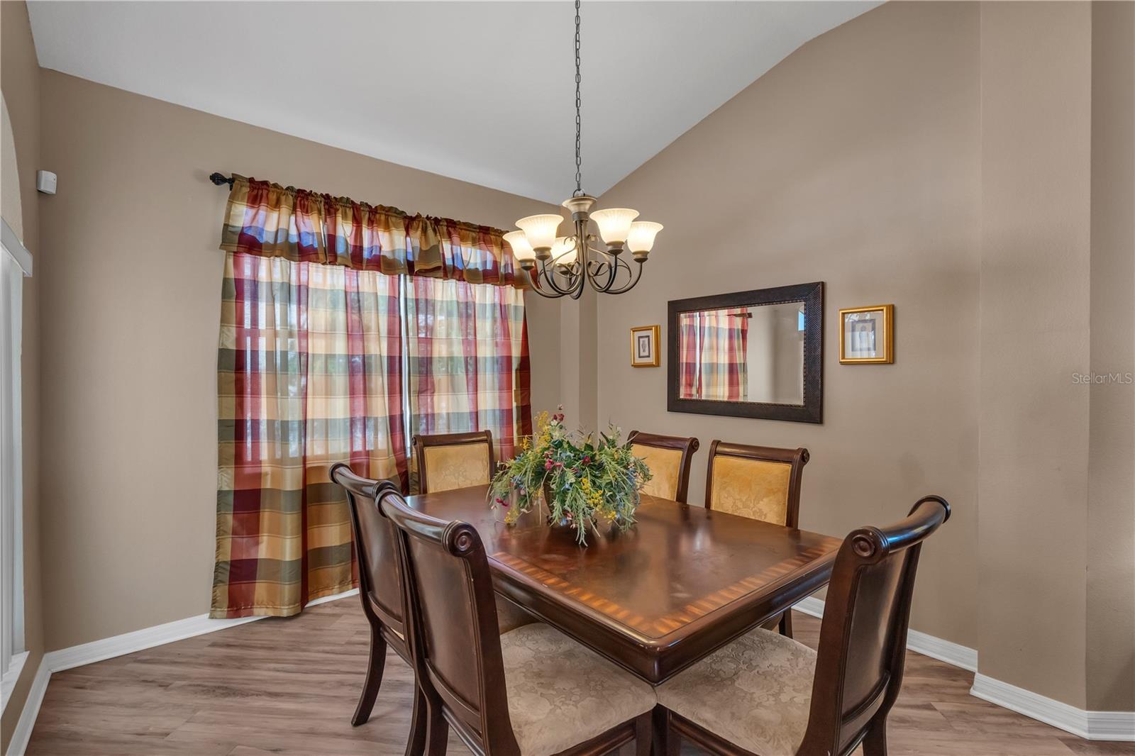 Image 5 of 61 For 708 Eola Way