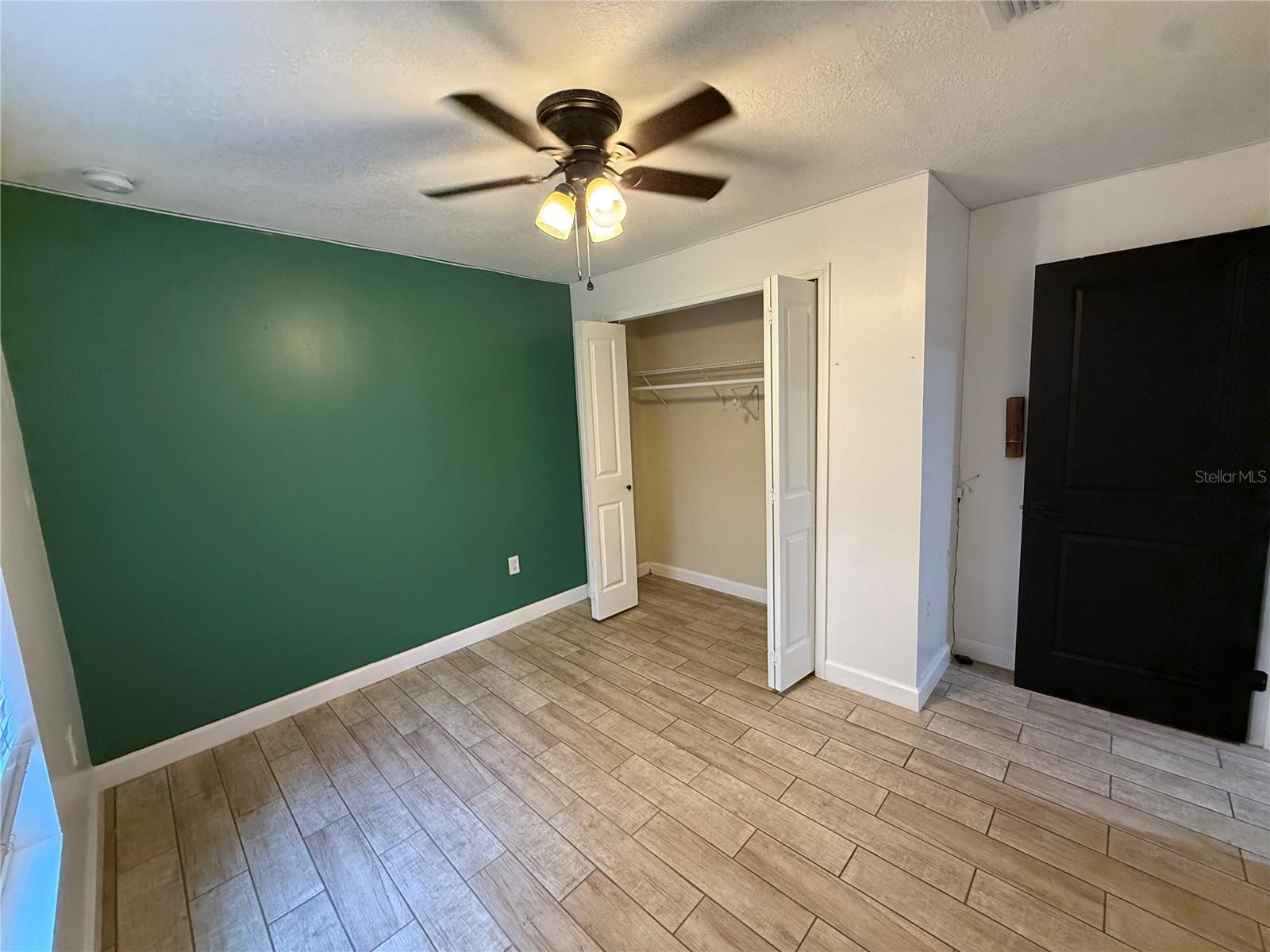 Image 14 of 51 For 2545 El Portal Avenue