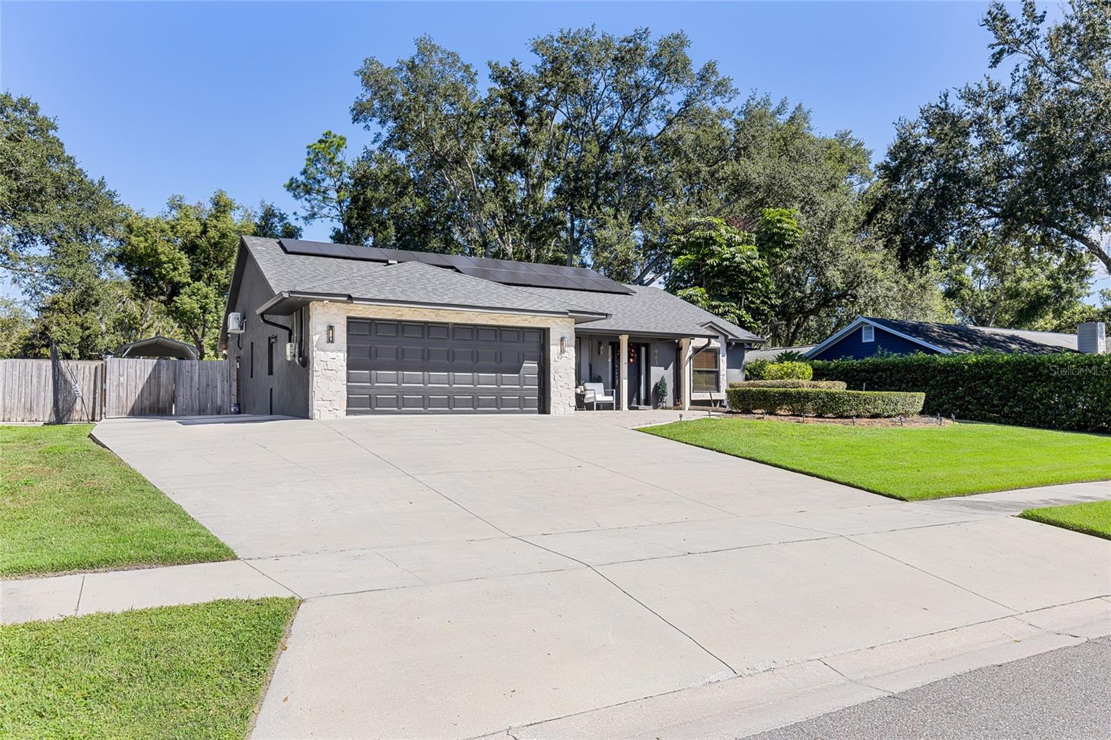 Image 9 of 44 For 963 Glenview Circle