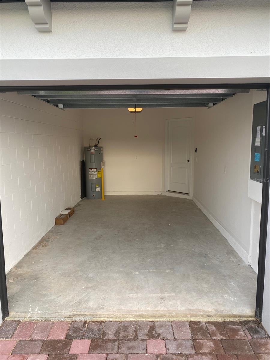 Image 12 of 25 For 231 Cape Honeysuckle Place