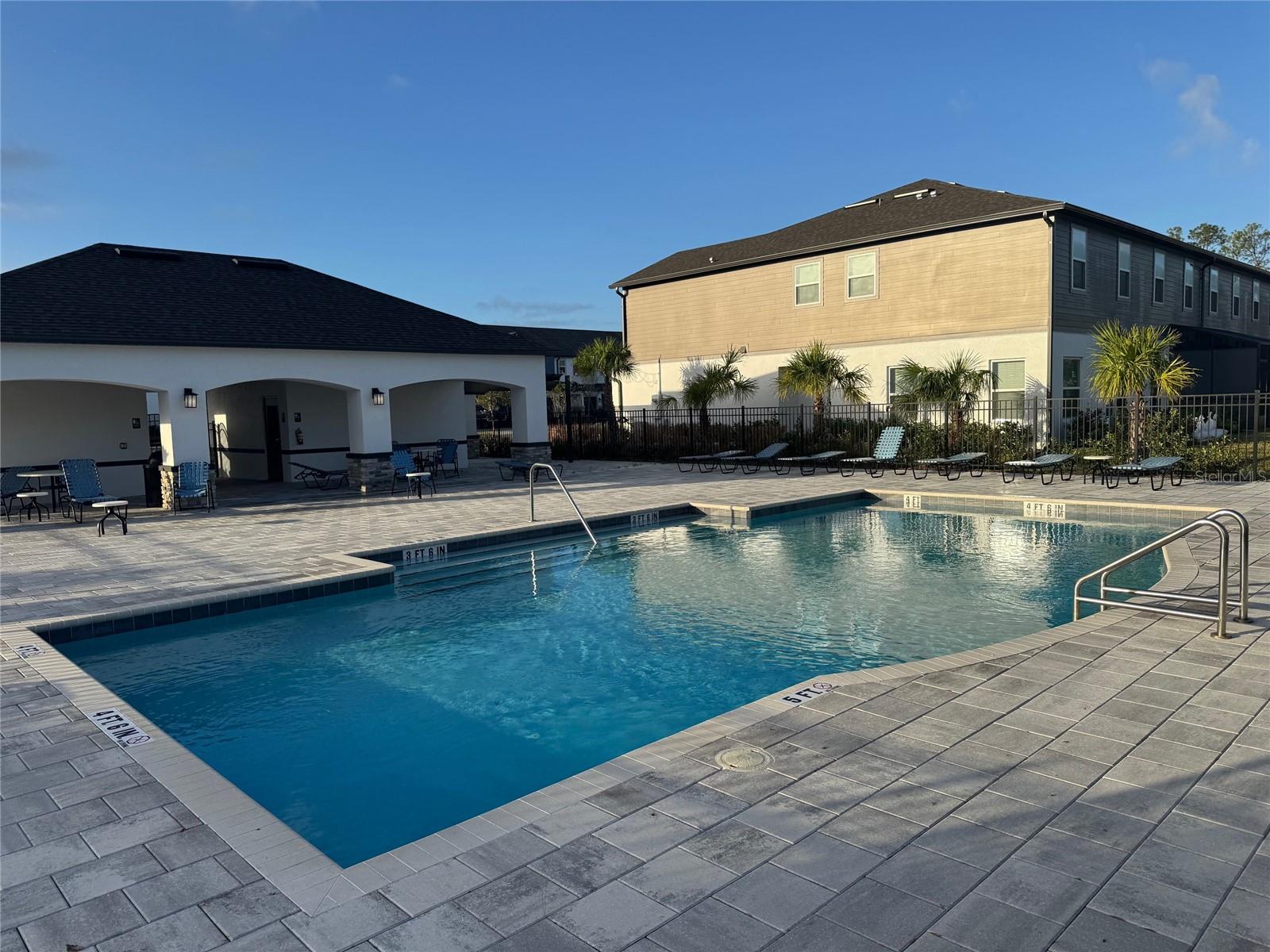 Image 7 of 25 For 231 Cape Honeysuckle Place