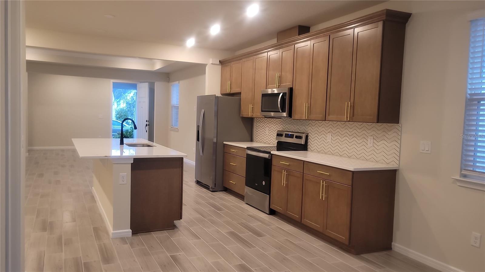 Image 7 of 25 For 6558 Rover Way