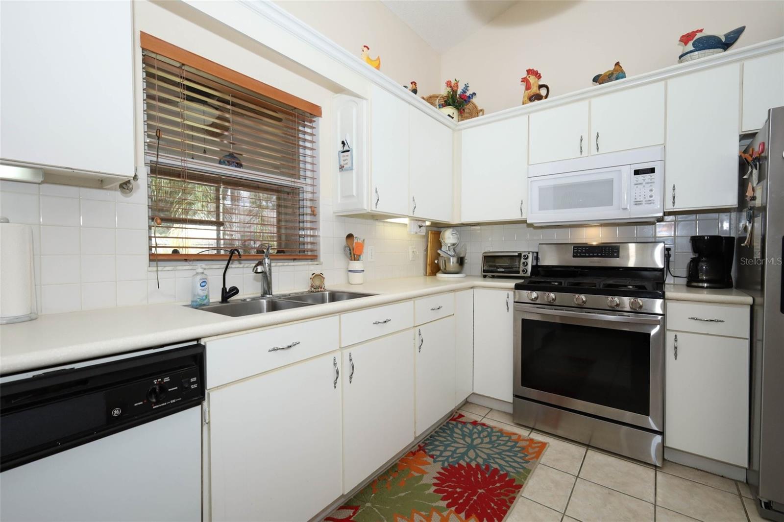 Image 10 of 30 For 1410 Heather Glen Drive