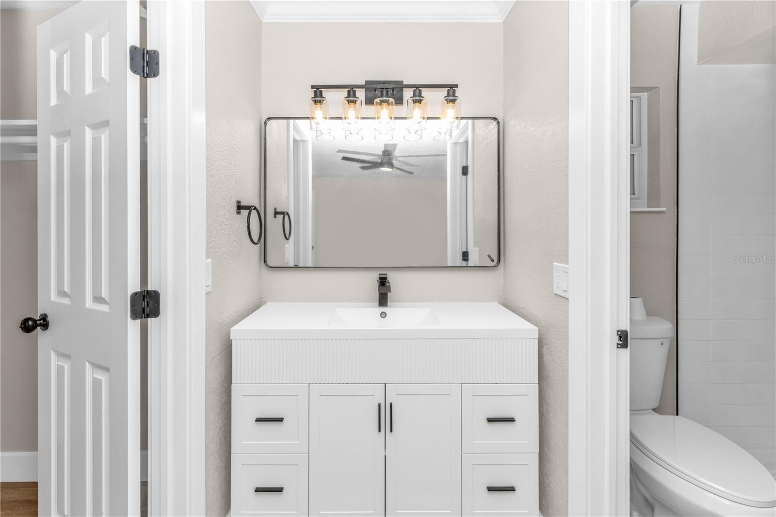 Image 10 of 18 For 652 Moss Drive