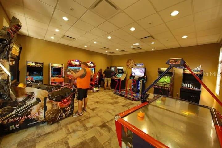 Image 36 of 41 For 2133 Malta Terrace