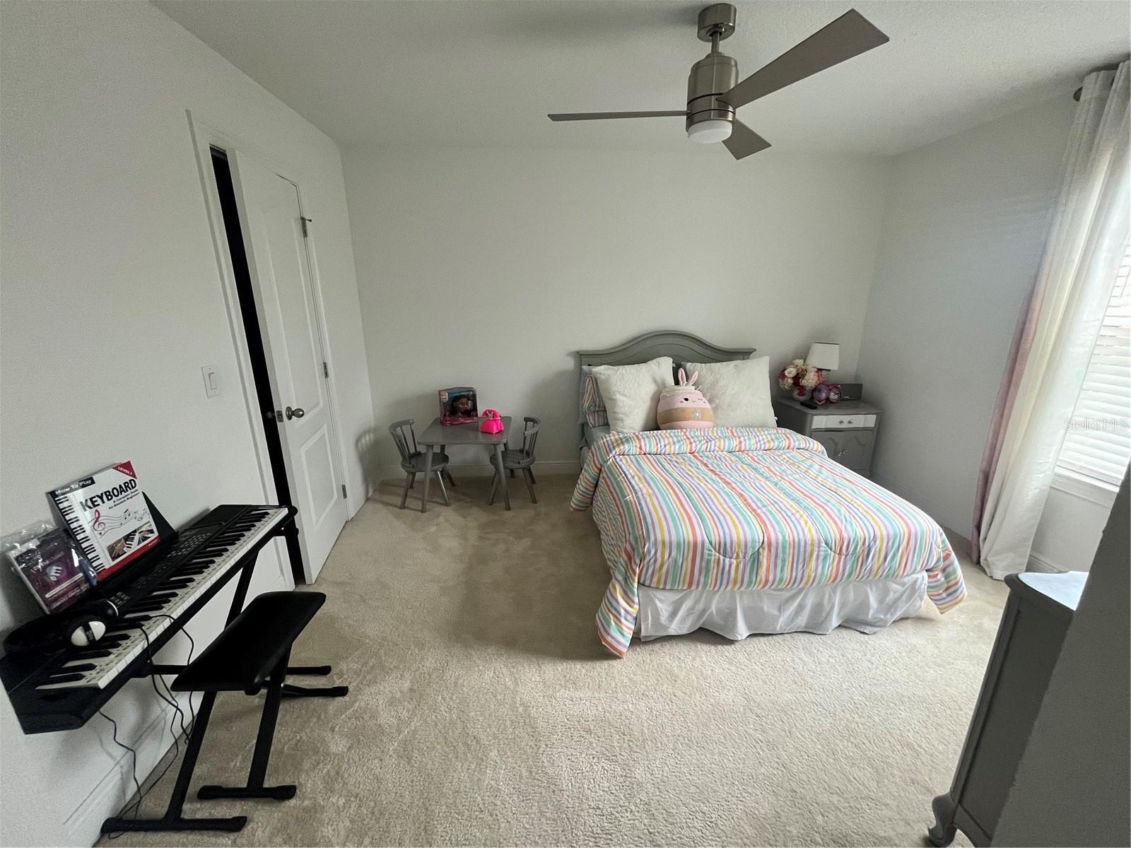 Image 15 of 27 For 771 Boxelder Avenue