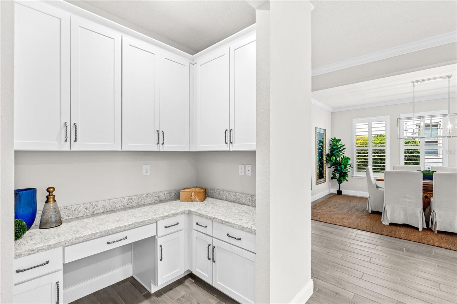 Listing photo id 17 for 10739 Bonne Chance Drive
