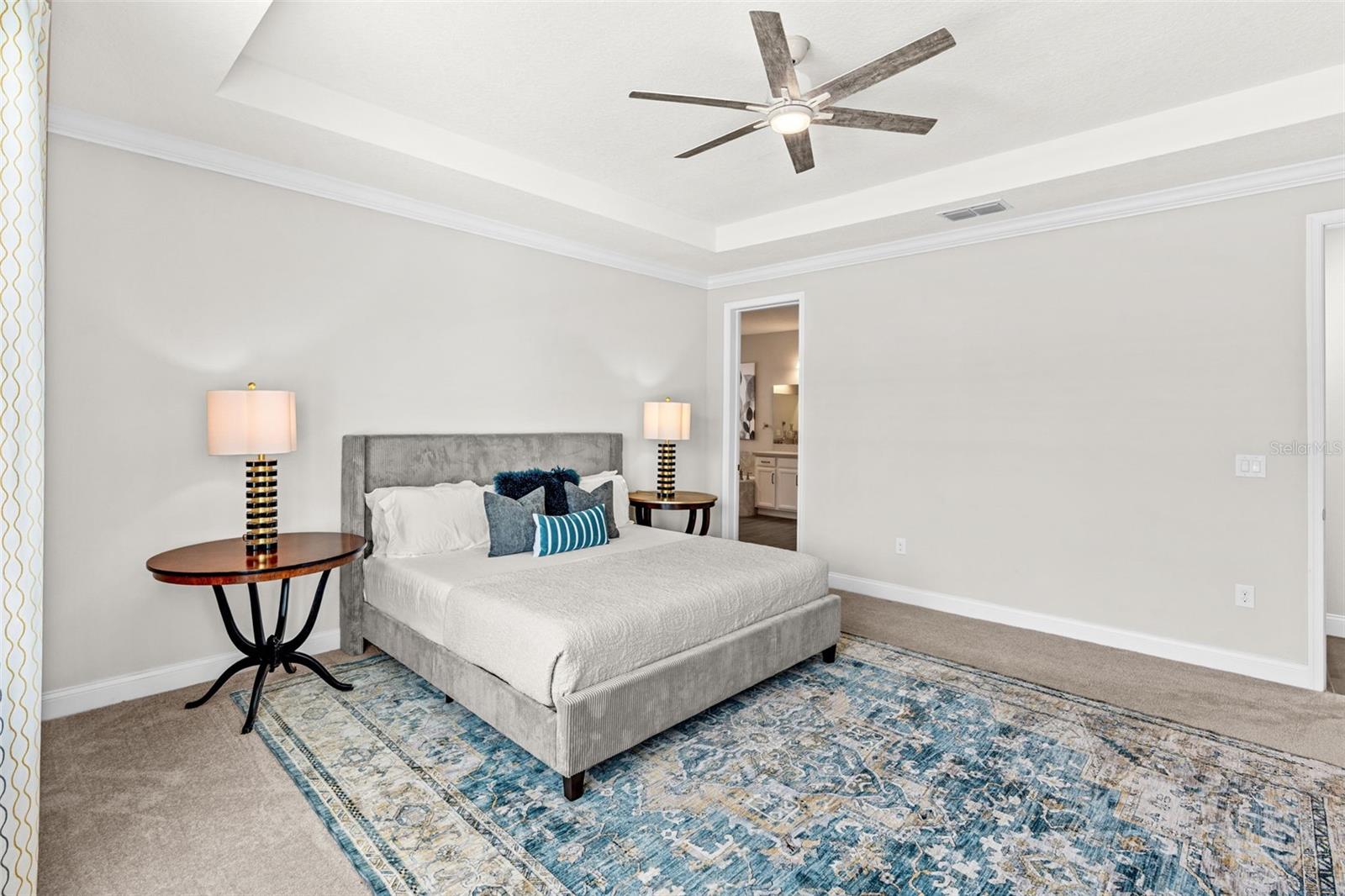 Listing photo id 19 for 10739 Bonne Chance Drive