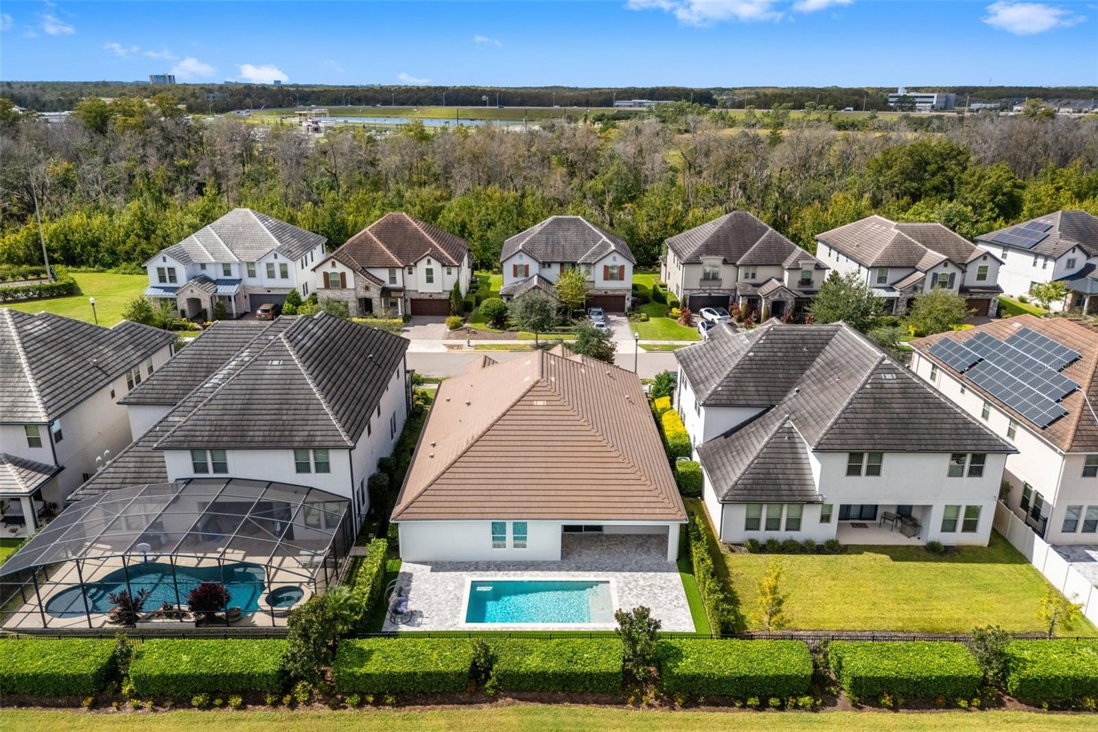 Listing photo id 1 for 10739 Bonne Chance Drive