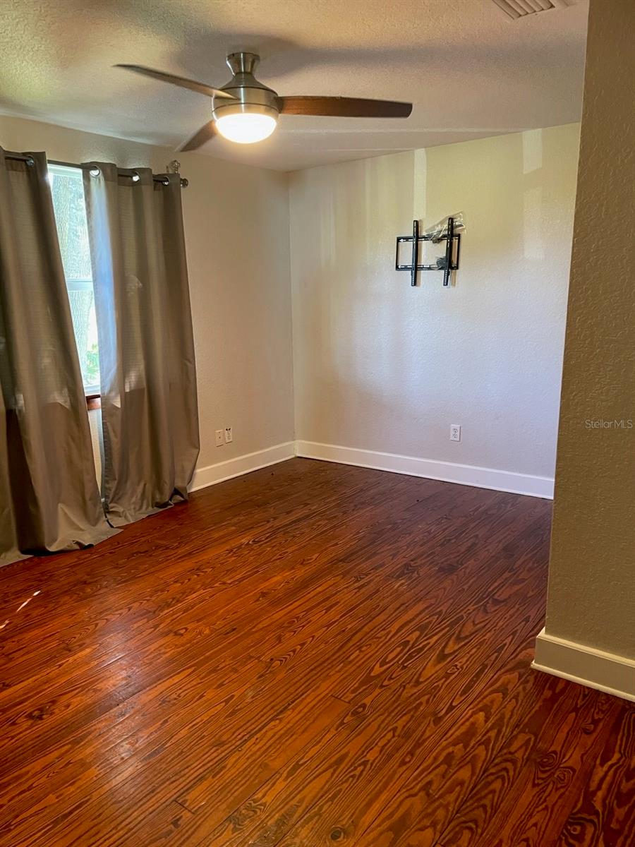 Image 13 of 50 For 530 Rebel Run