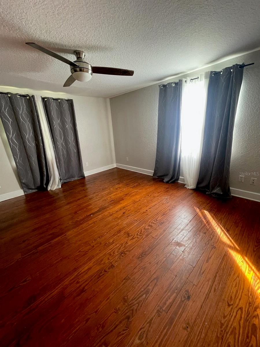 Image 29 of 50 For 530 Rebel Run