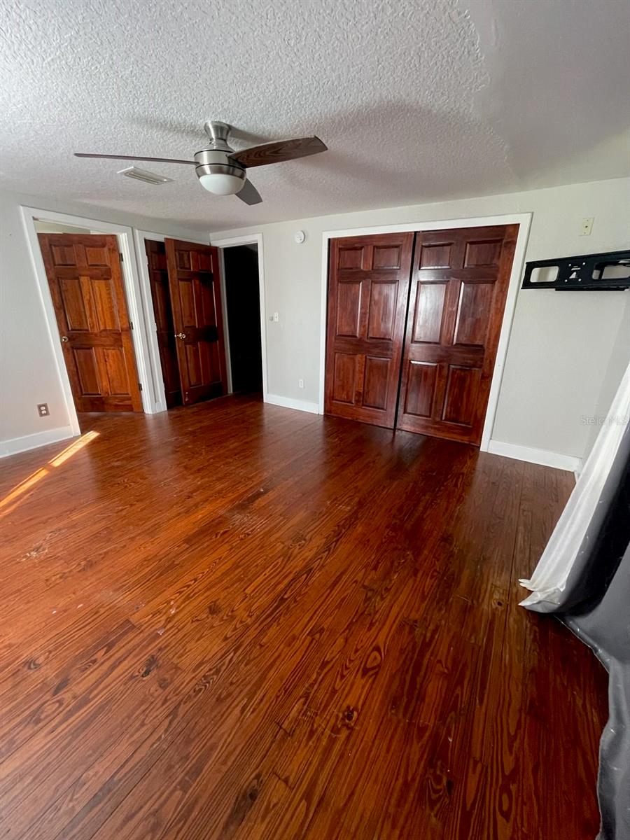 Image 31 of 50 For 530 Rebel Run