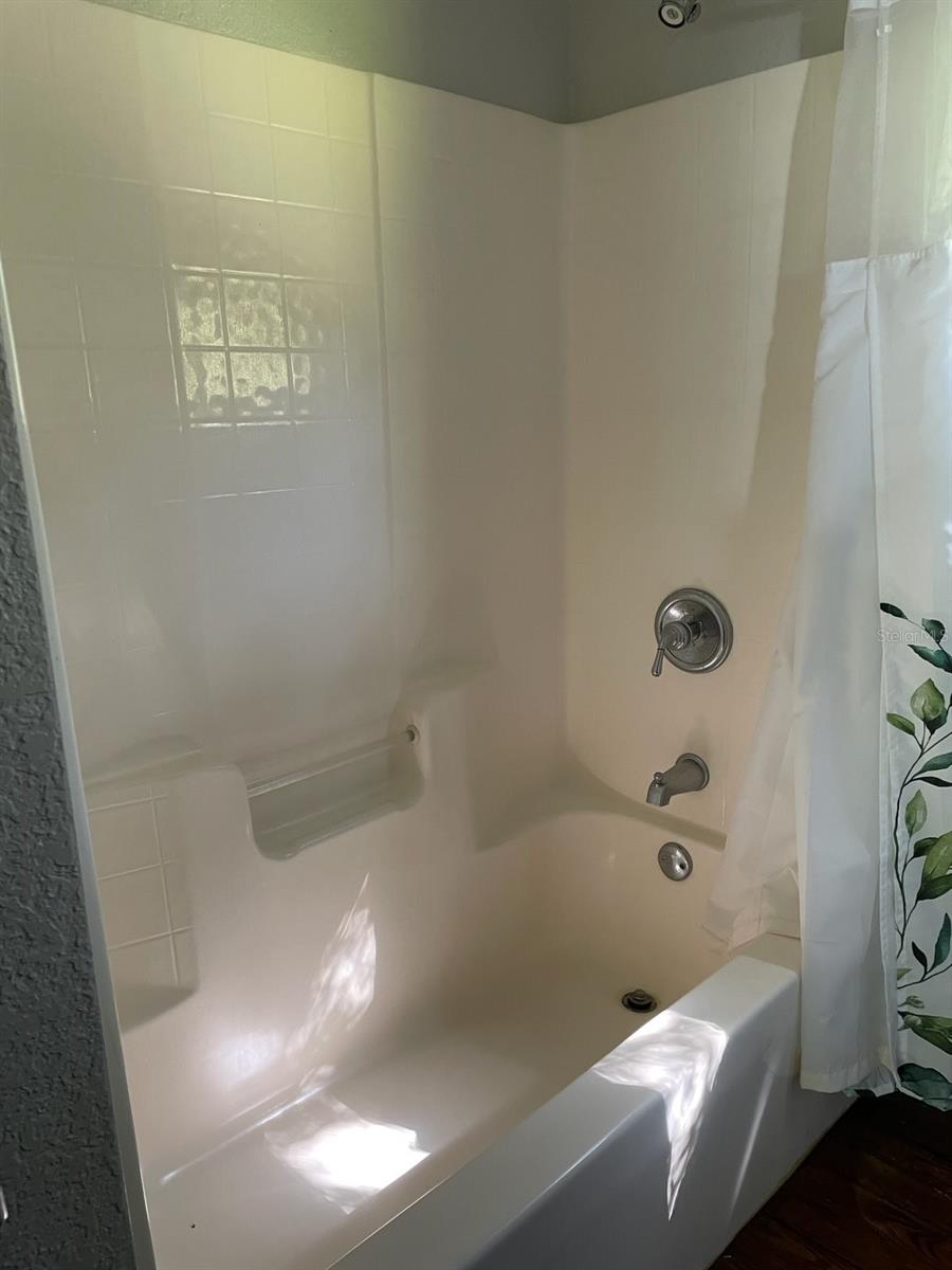 Image 35 of 50 For 530 Rebel Run