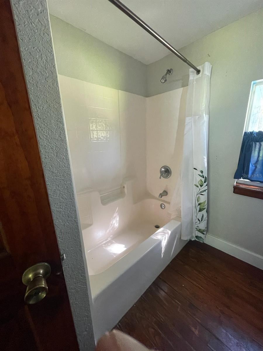 Image 36 of 50 For 530 Rebel Run