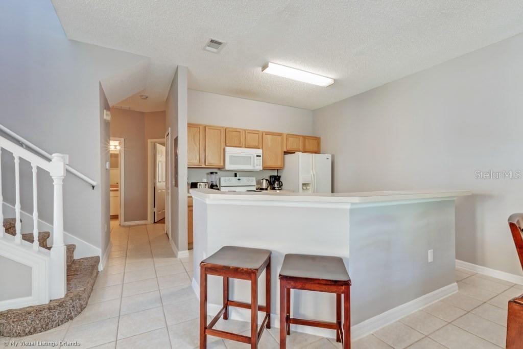 Image 8 of 29 For 4732 Vero Beach Place