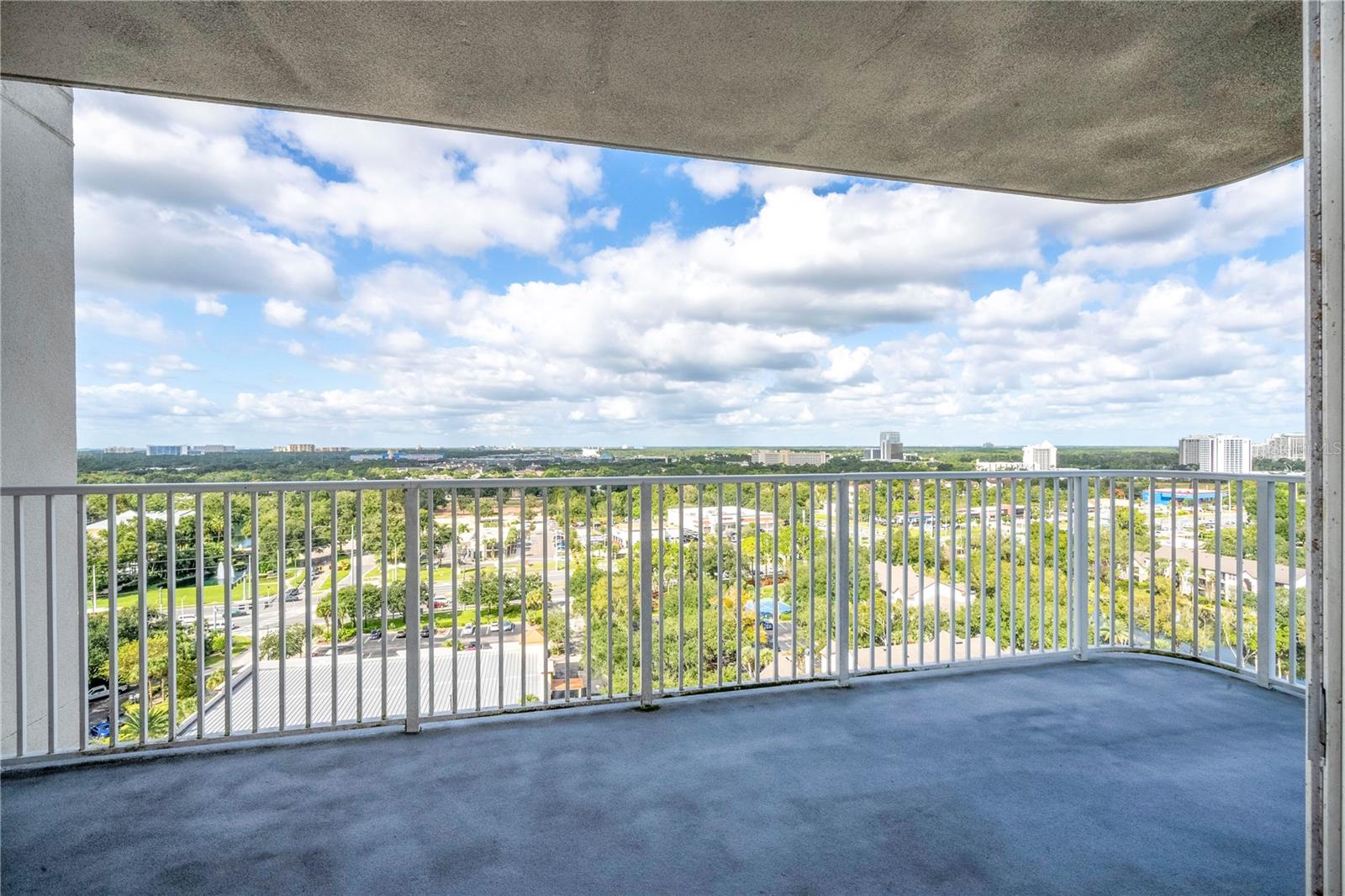 Image 17 of 75 For 13415 Blue Heron Beach Drive 1401