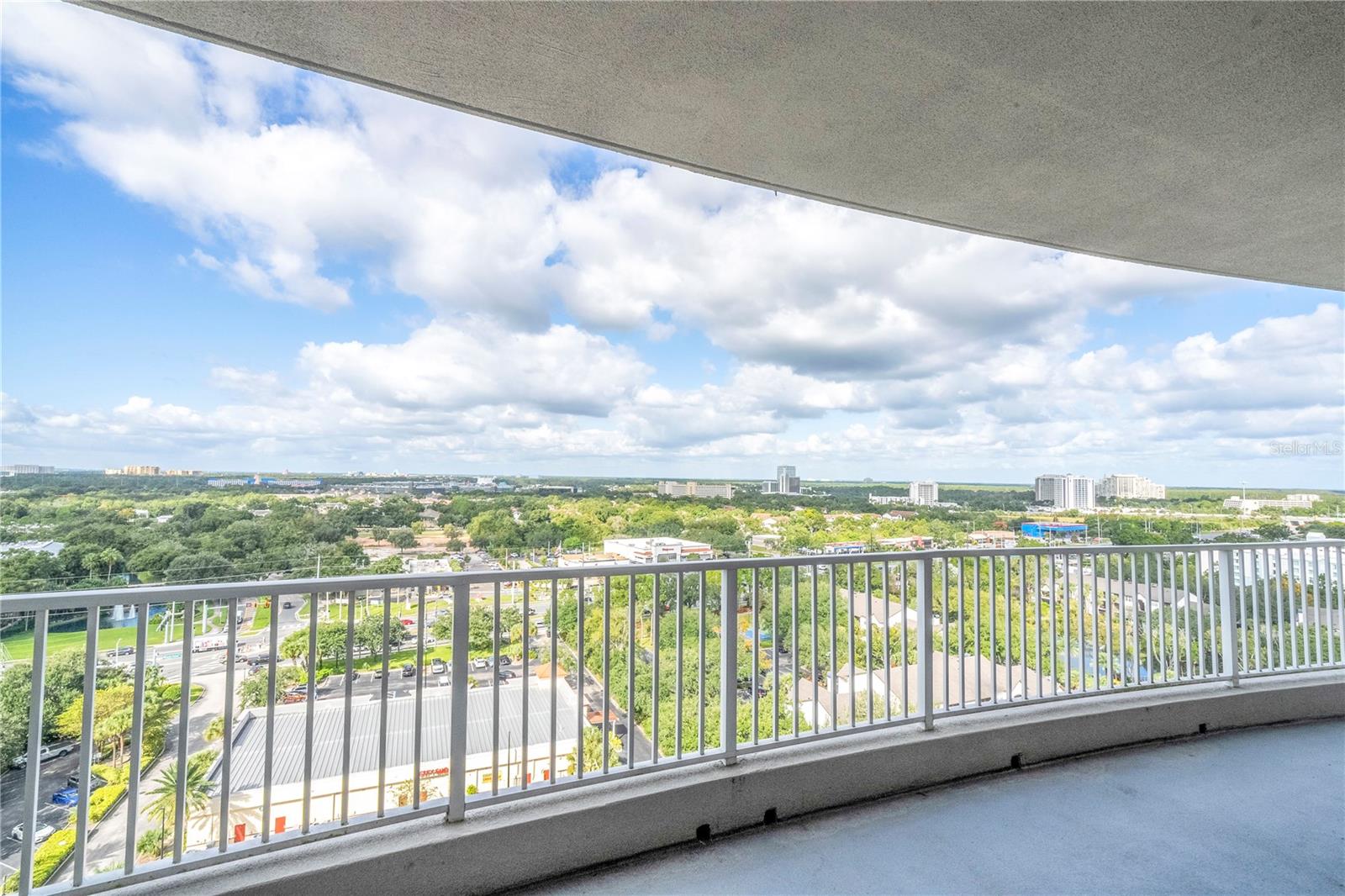 Image 18 of 75 For 13415 Blue Heron Beach Drive 1401