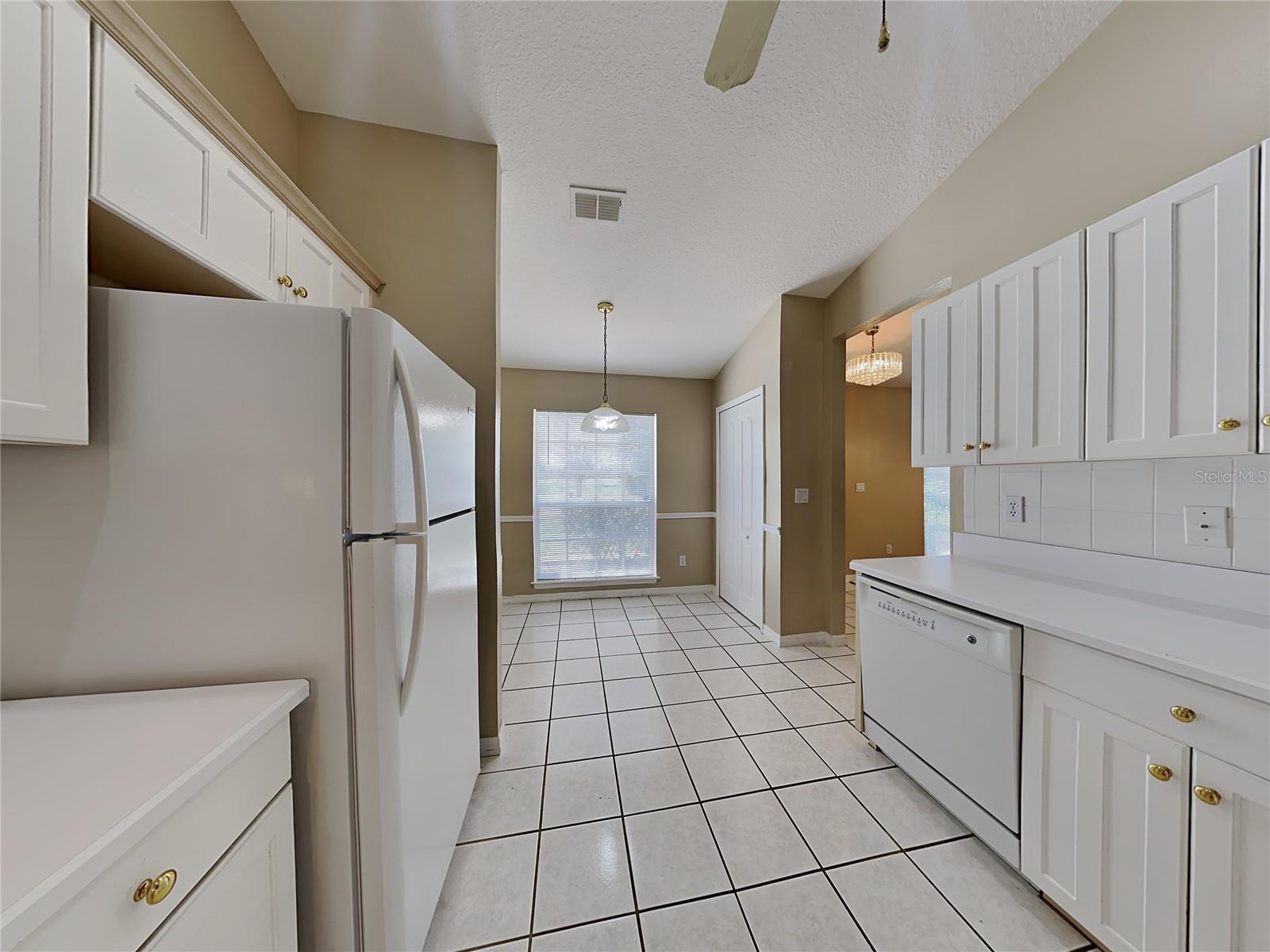 Image 4 of 15 For 289 Pine Trace Drive