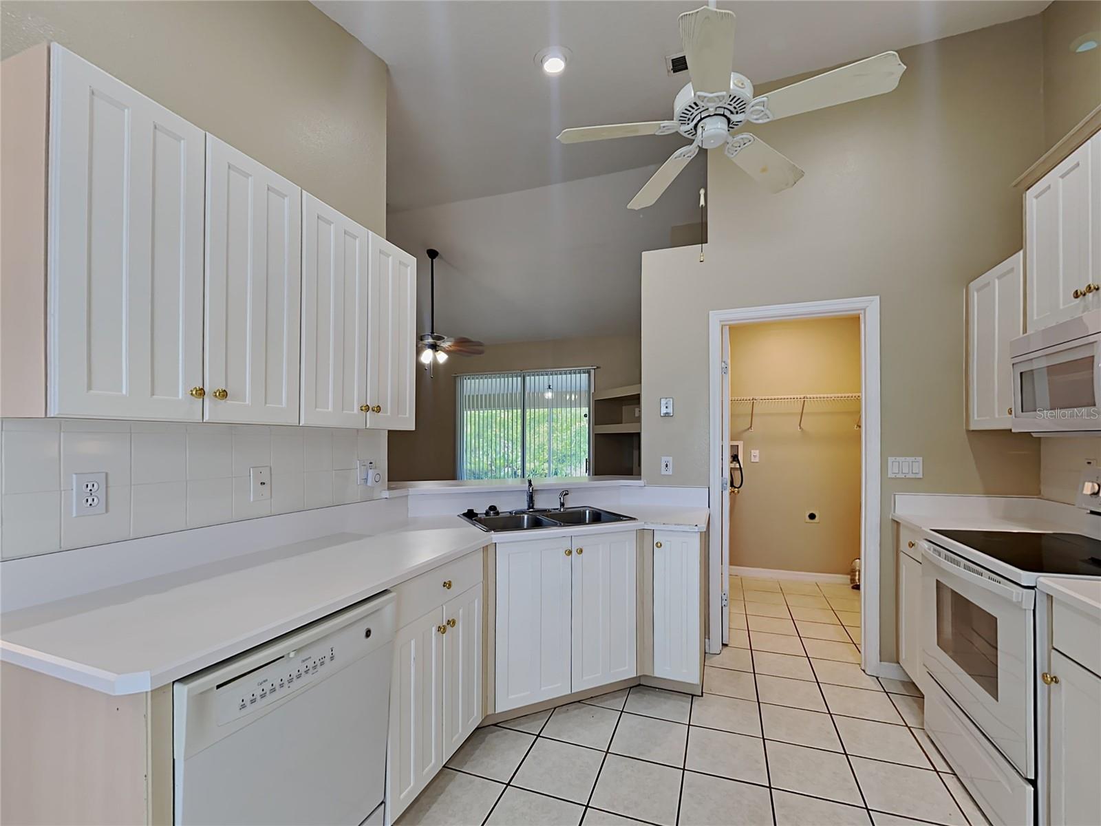 Image 5 of 15 For 289 Pine Trace Drive