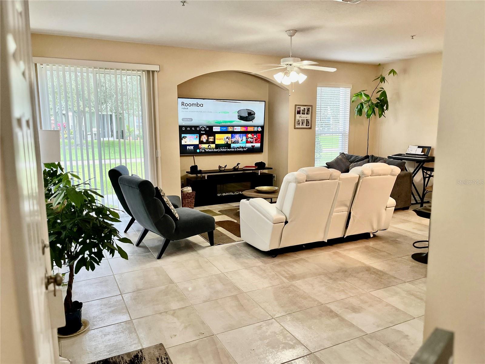 Image 12 of 40 For 1325 Broken Oak Drive C