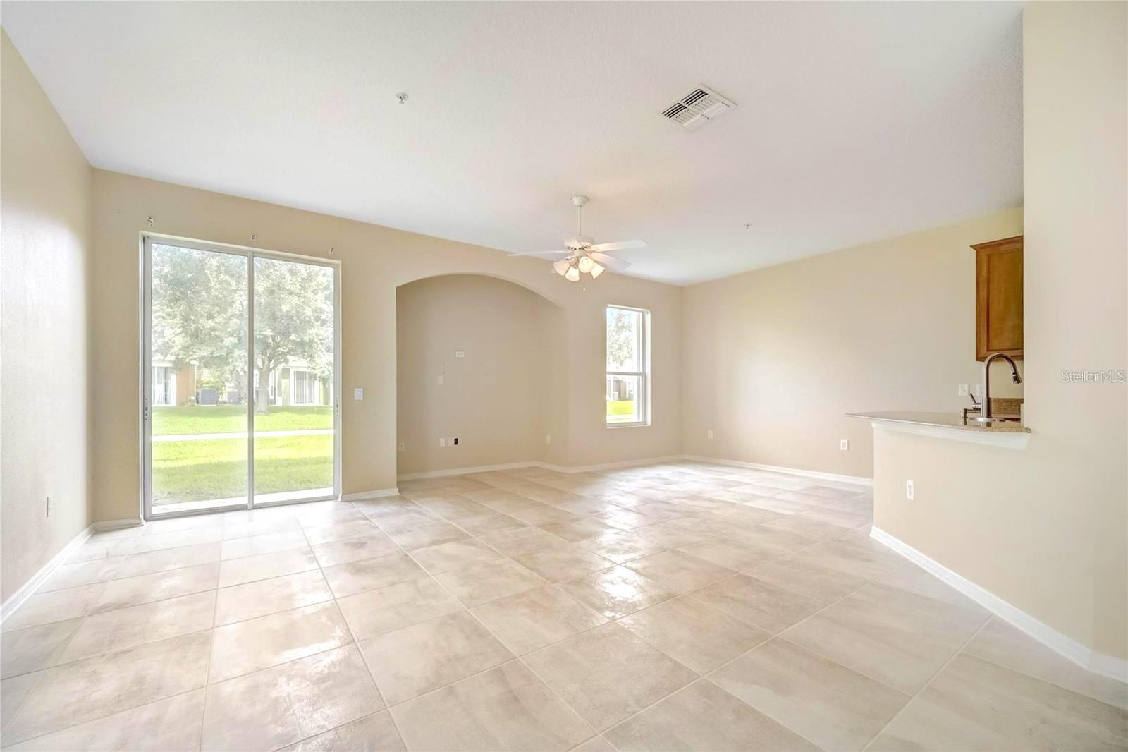 Image 2 of 5 For 1325 Broken Oak Drive C