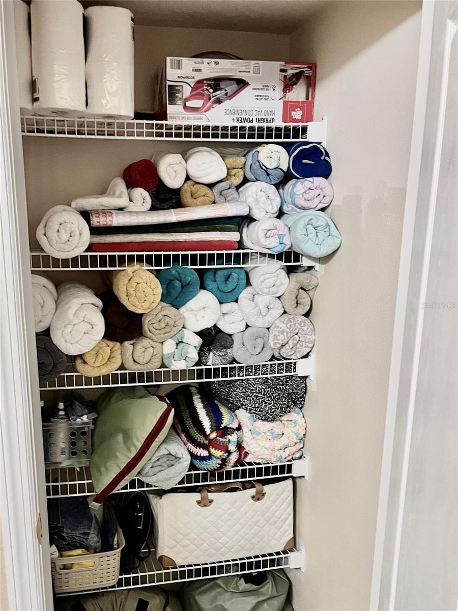 Image 23 of 40 For 1325 Broken Oak Drive C