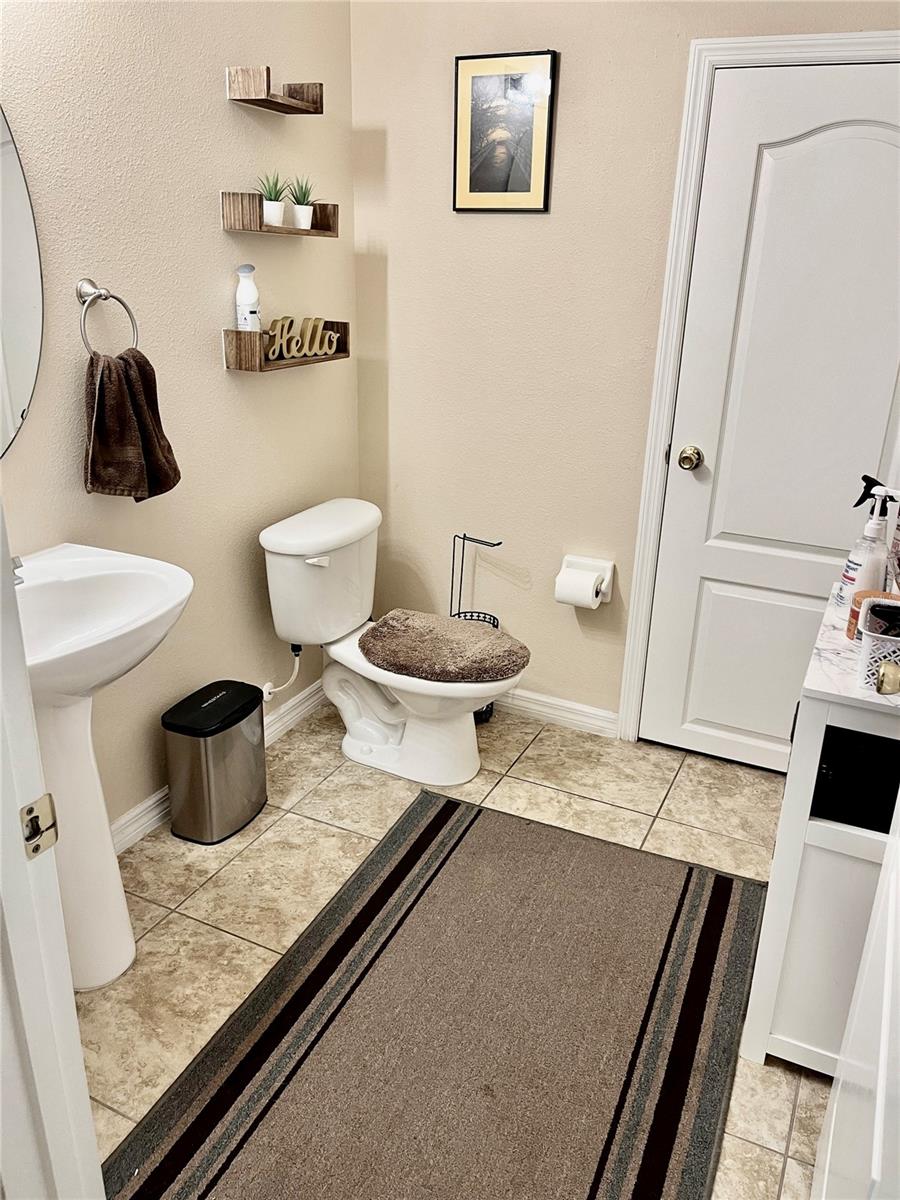 Image 27 of 40 For 1325 Broken Oak Drive C