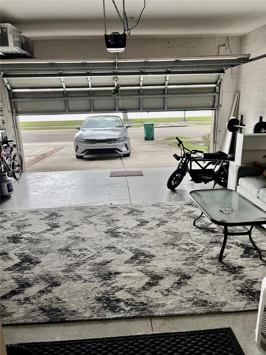 Image 28 of 40 For 1325 Broken Oak Drive C